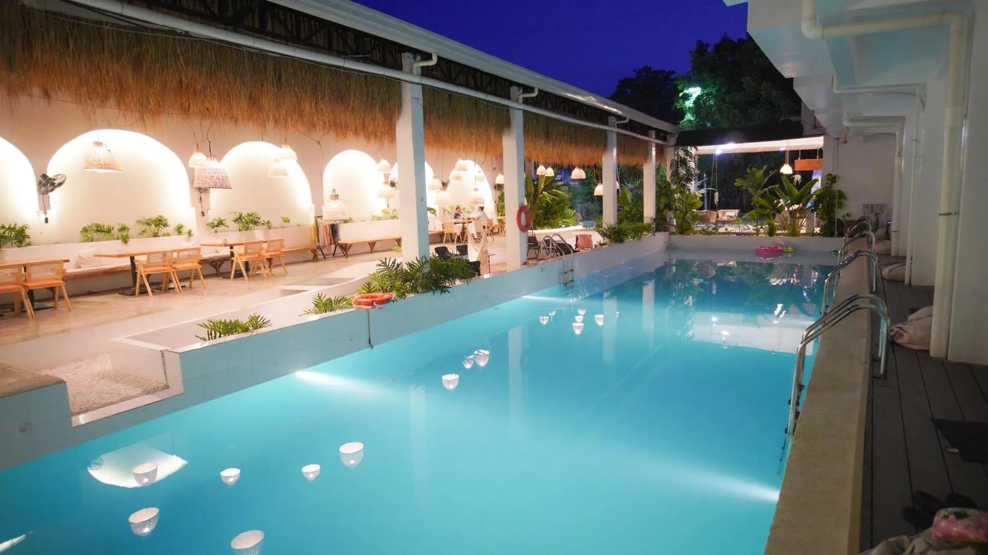 Diving Addiction Resort Panglao